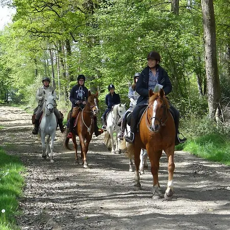 Les Roulottes De La Risle *