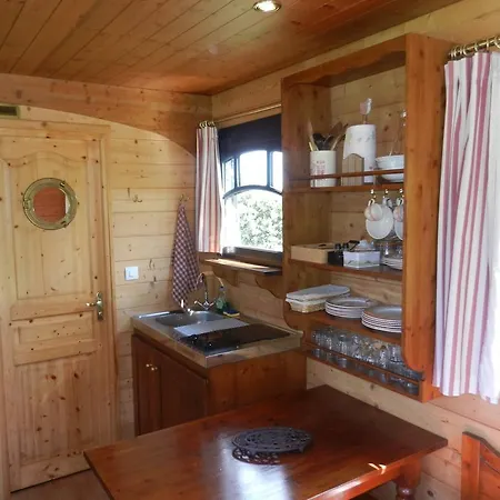 Vakantiehuis Les Roulottes De La Risle