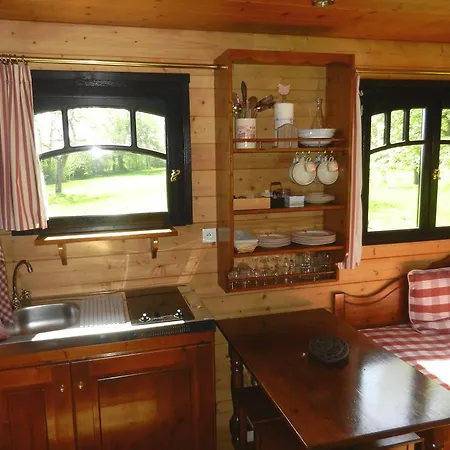 Vakantiehuis Les Roulottes De La Risle *