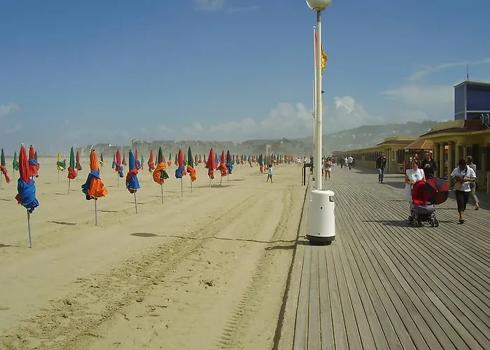 Holiday home Les Roulottes De La Risle Calleville